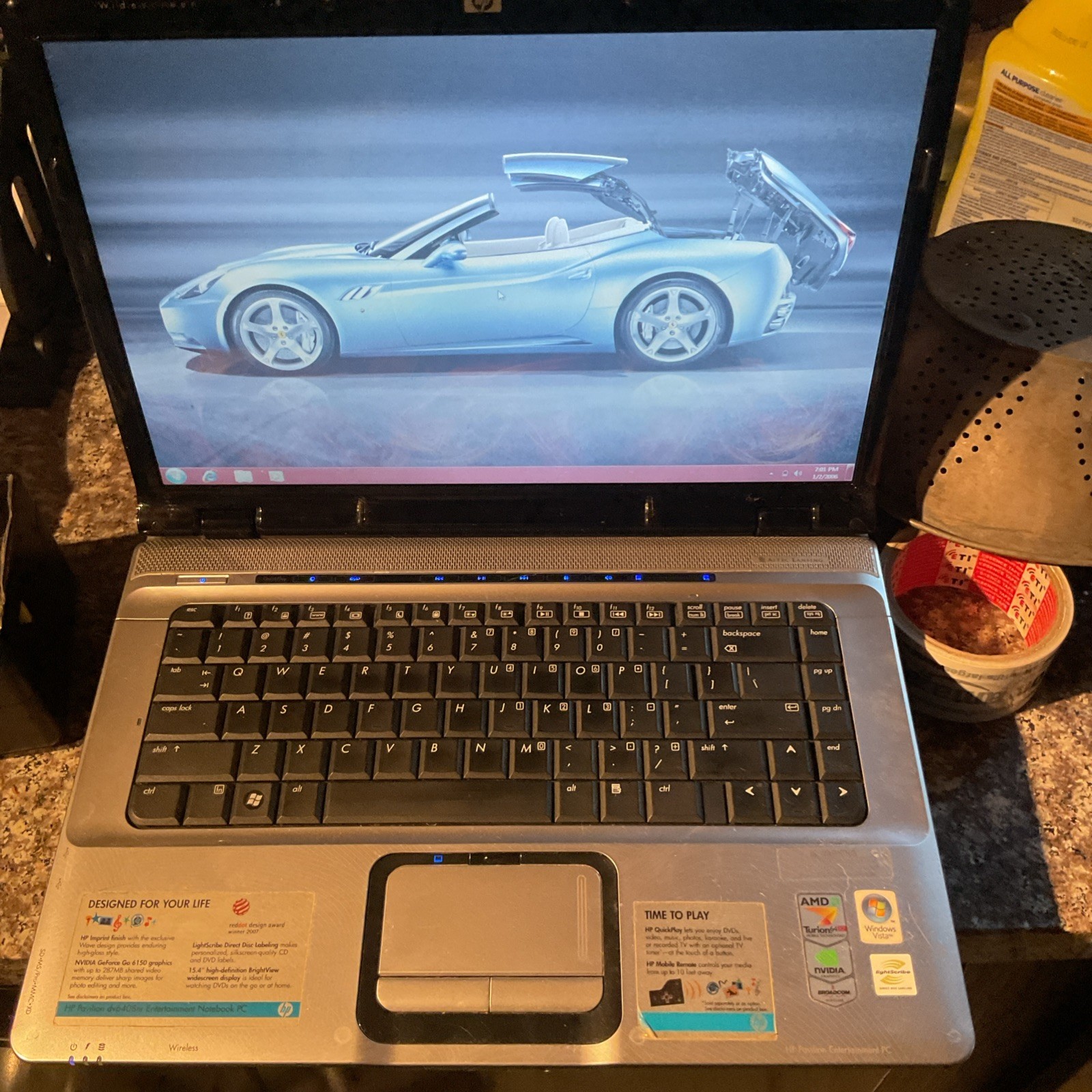 HP Pavilion DV6000 Laptop Computer Powers On Good Battery / Screen As Is READ