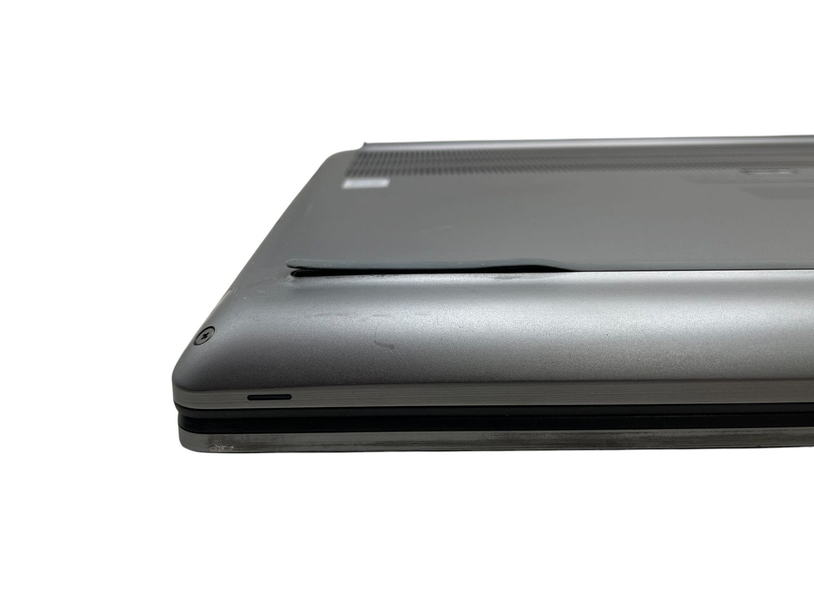 Dell Precision 7550 15″ – Xeon W-10855m – 32GB RAM – 1TB SSD – Grade D