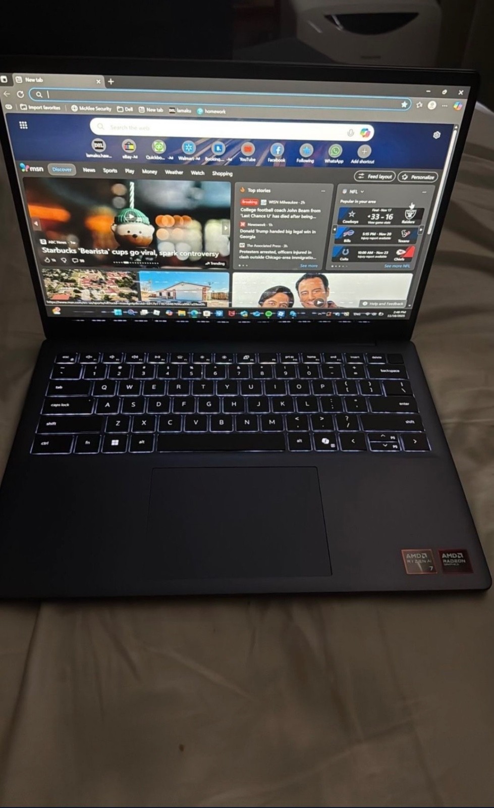 Dell Inspiron 7000 2-in-1 14″ Touch AMD Ryzen 7 16GB 512gb W11 i7415-A920BLU