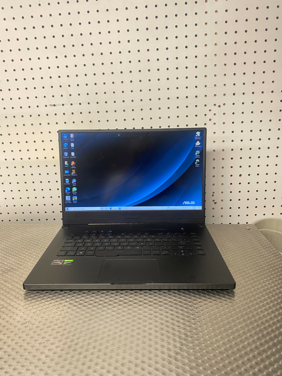 2019 ASUS Rog Gamer Laptop 15.6″ 512gb SSD 16gb AMD Ryzen 7 3750h GTX 1660 TI