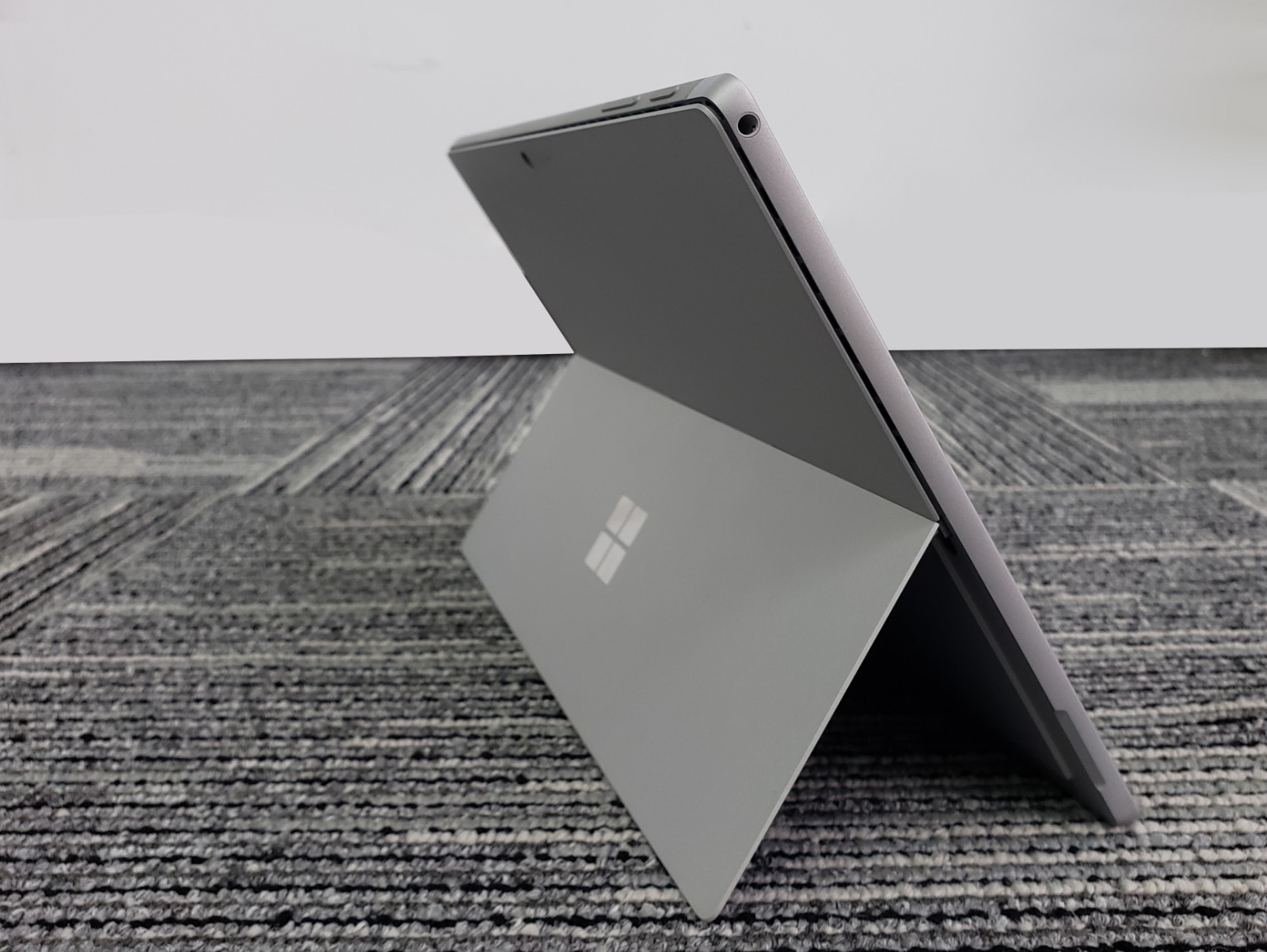 New Microsoft Surface Pro 7+ Plus 12.3″ i7-1165G7 16GB 512GB Touchscreen Tablet