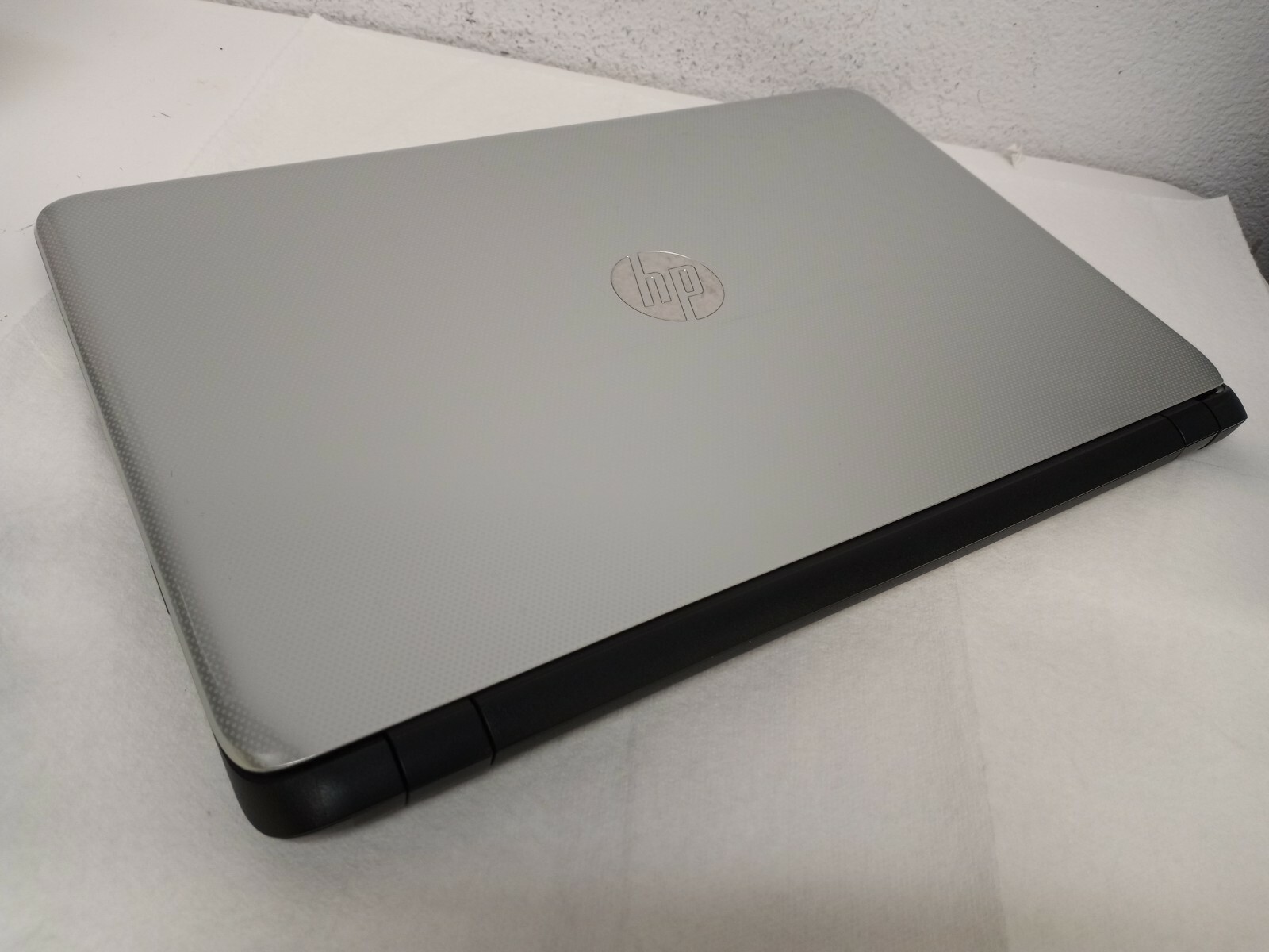 HP 15-1271WM 15.6″ Laptop Intel Pentium N3540 2.16GHz 8GB Ram 500GB HD DVD Win10