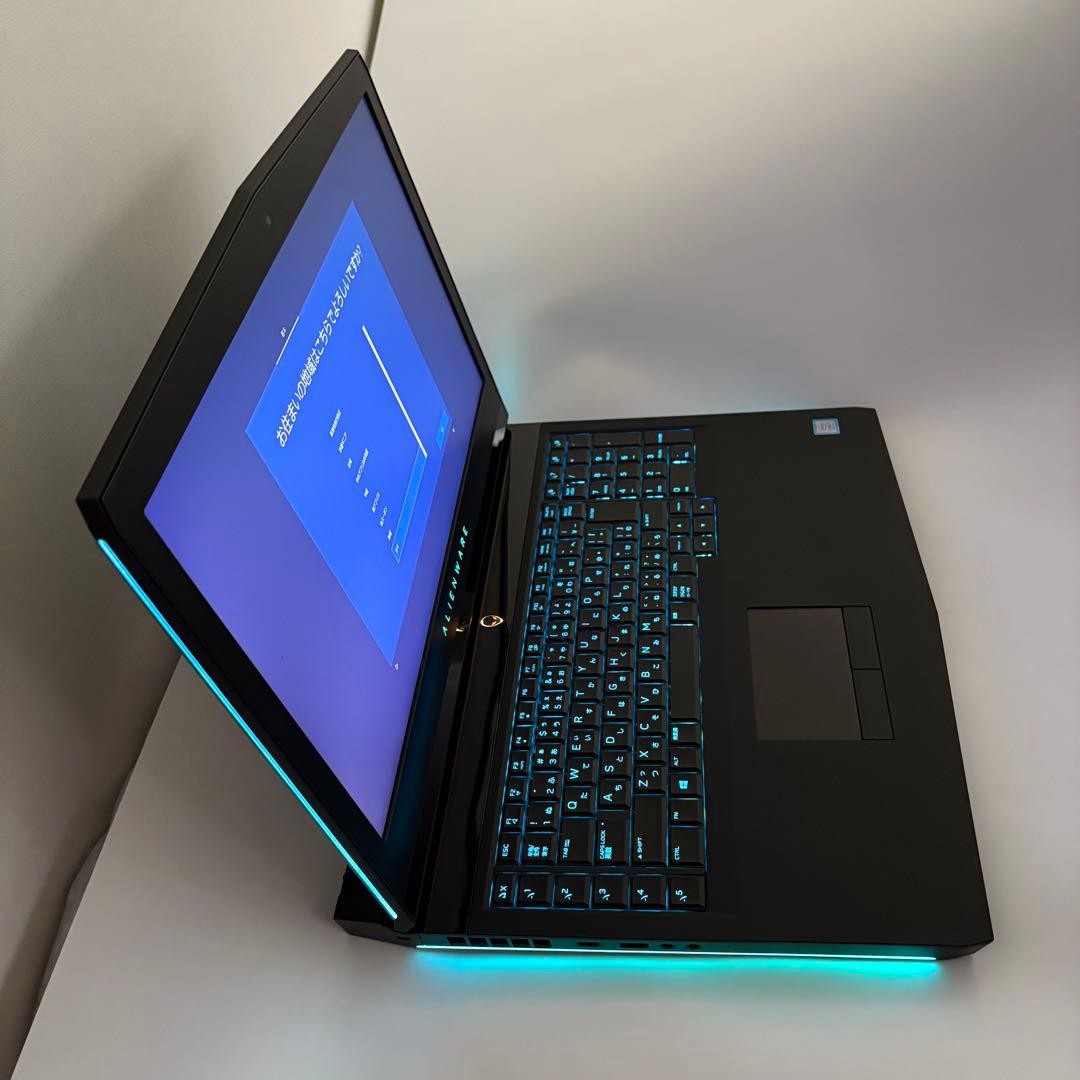 Alienware 17 R4 Gaming Laptop GTX1070 i7-7820HK 16GB RAM 256GB SSD+1TB HDD