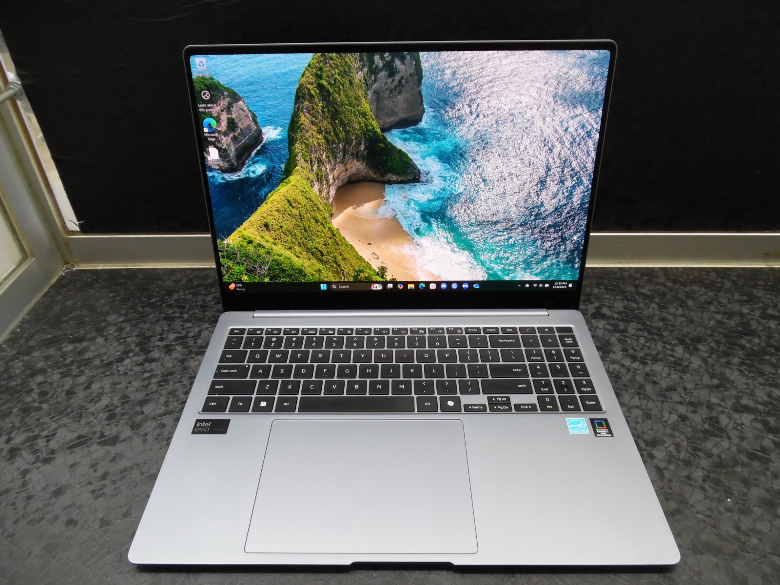 Samsung Galaxy Book4 Pro 16″ Touch Laptop Ultra 7-155H 32GB RAM 1TB SSD