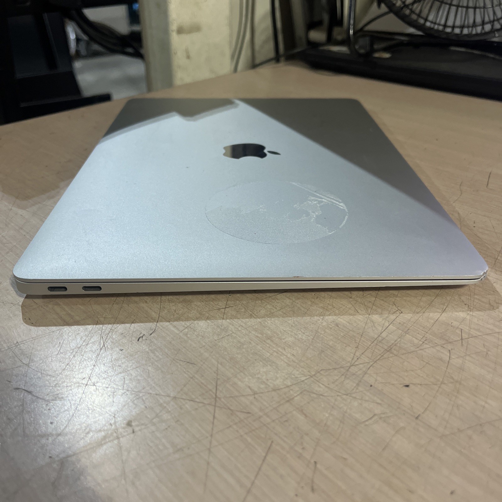 APPLE MACBOOK AIR 13″ SCISSOR, 2020 CORE I3-1000NG4 1.1GHZ 8GB RAM 256SSD