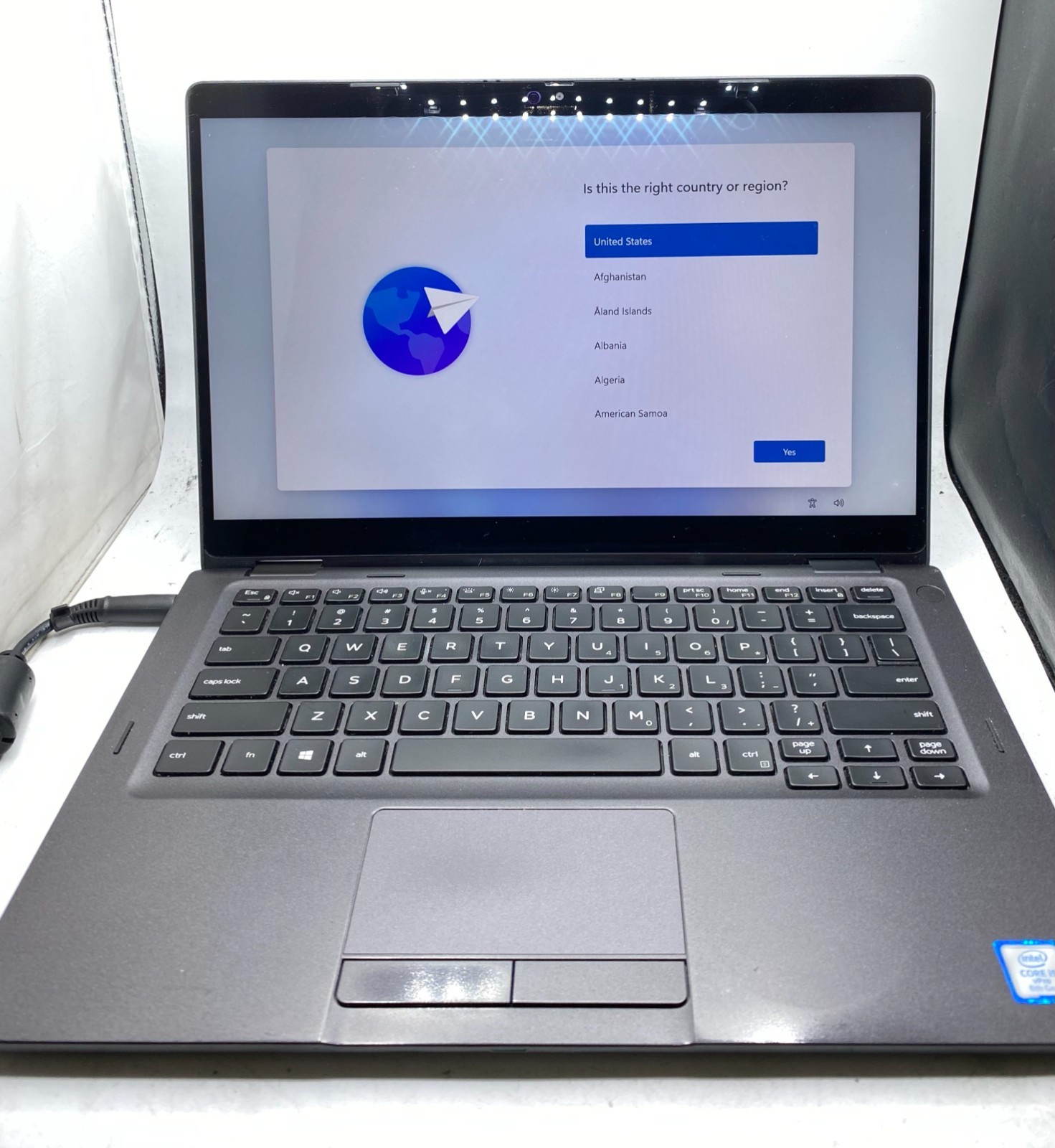 Dell Latitude 5300 2-in-1 13.3″ Touch Intel i5-8365U 1.60GHz 16GB RAM 256GB