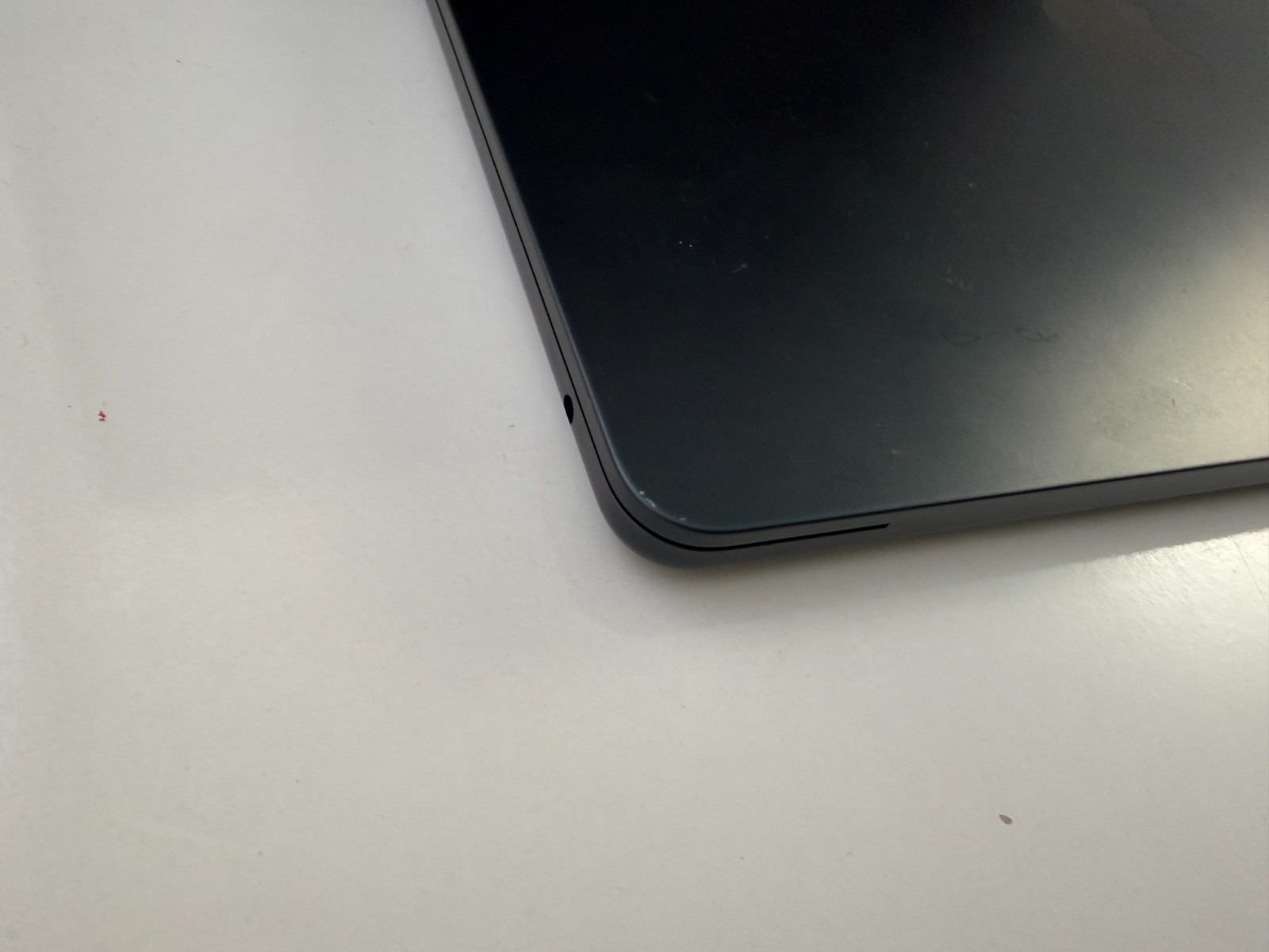 Macbook Air M4 256GB 16GB Midnight 100% battery only 22 batt cycles warranty Dec