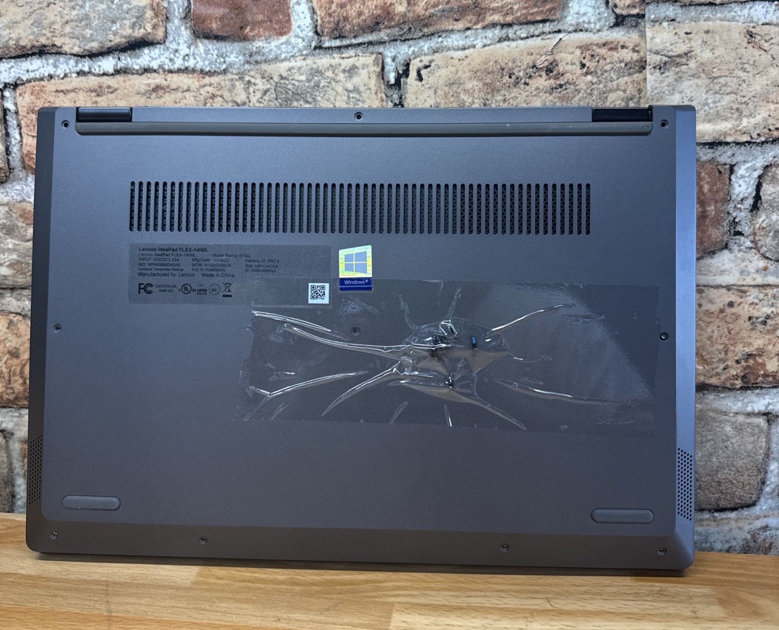 Lenovo 81SQ LCD Screen Chassis Battery Assembly No Motherboard