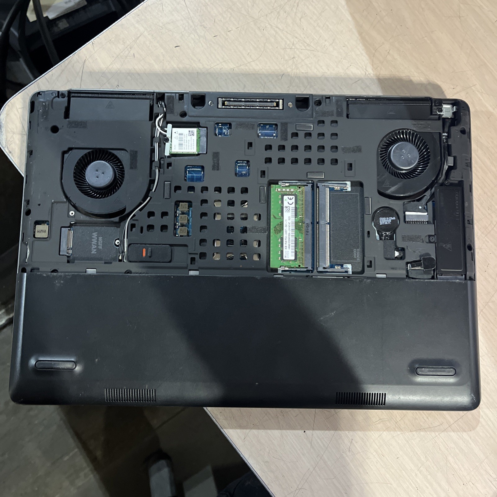 DELL PRECISION 7520 INTEL CORE I7-7920HQ 8GB RAM NO HD