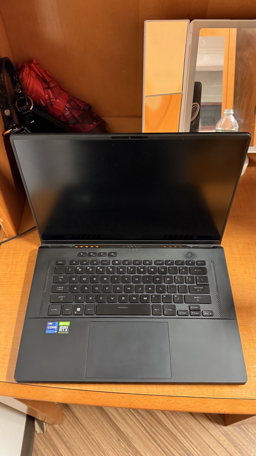 ASUS ROG Zephyrus 16″ (1TB, Intel Core i9 11th Gen., 4.90 GHz, 16GB) Gaming…