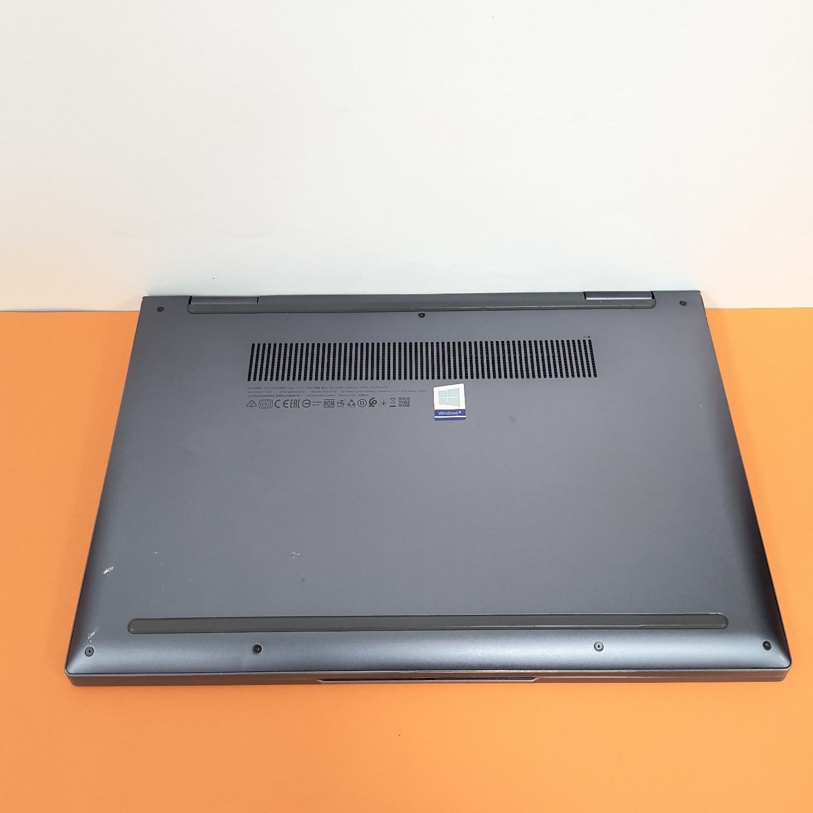 LENOVO YOGA 7 14ITL5 14″ TOUCH SCREEN i5-1135G7 2.4GHz RAM 8GB SSD 256GB M.2