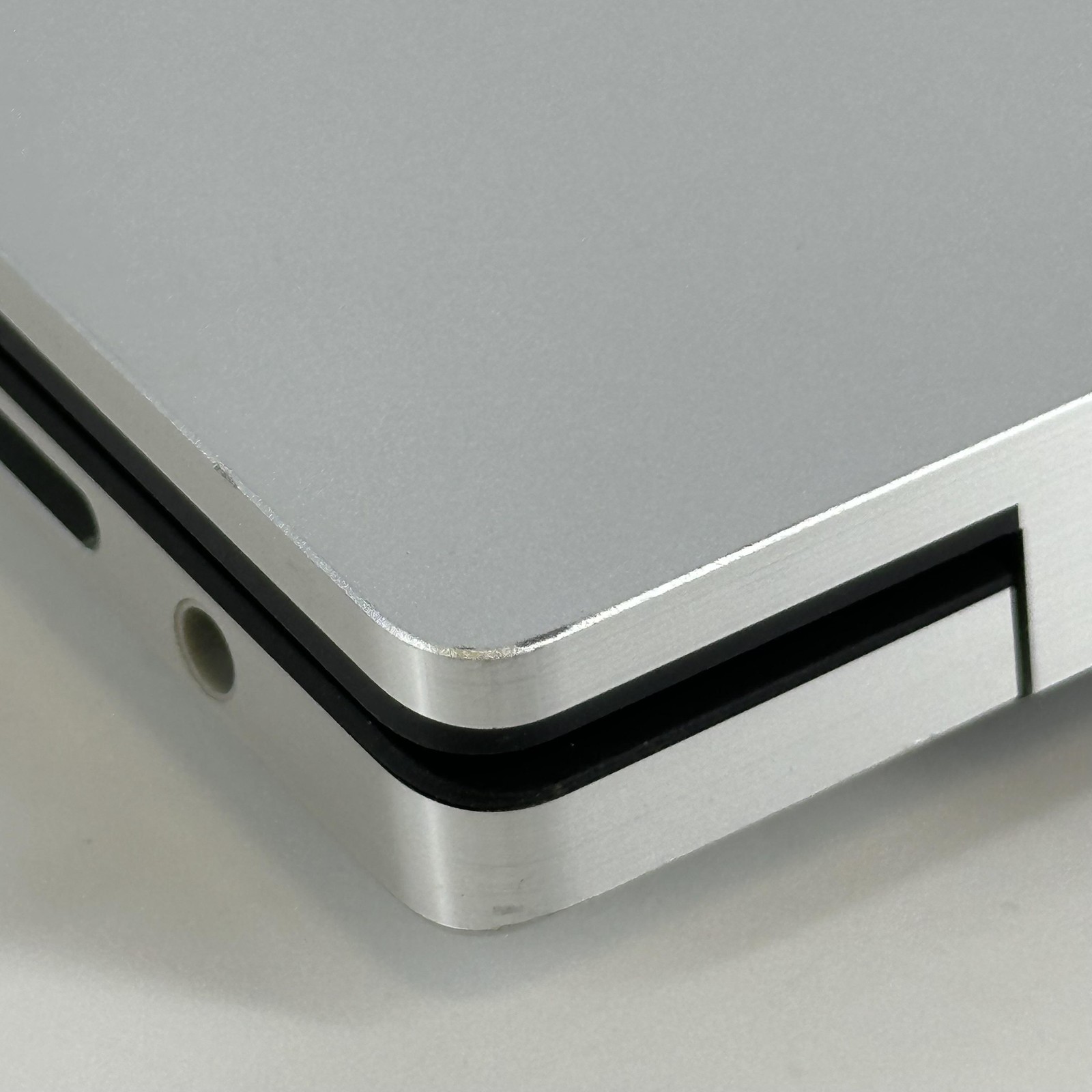 Dell XPS 15 9500 FHD+ i9-10885H 2.40GHz 64GB 2TB SSD GTX 1650 Ti BENT FRAME