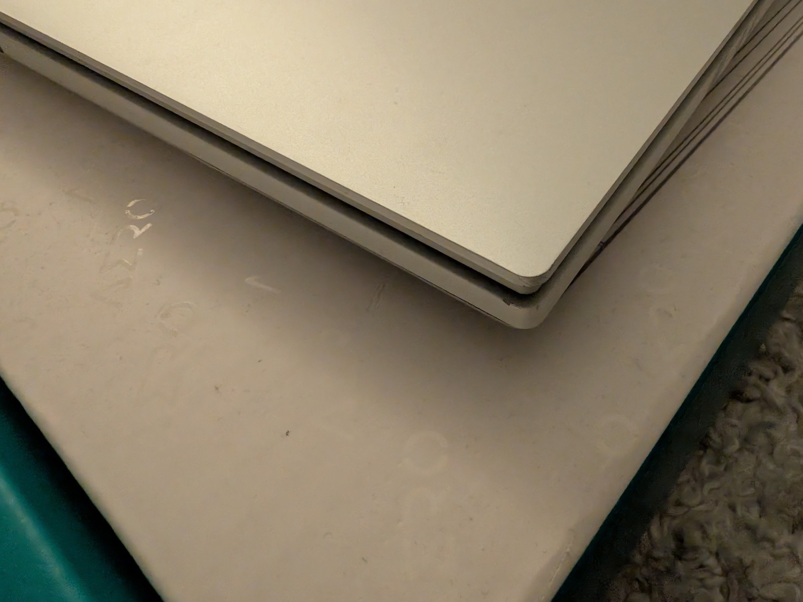 Gigabyte Aero 16 Core i7 12700H 32GB 1TB SSD RTX 3070Ti 4K AMOLED Laptop