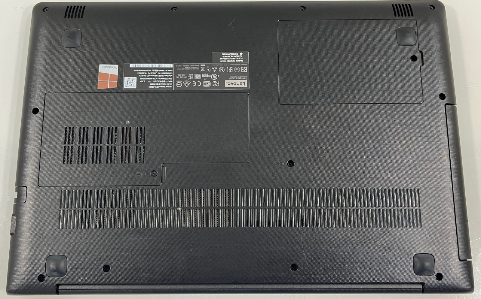 Lenovo Ideapad 310-15ISK 80SM 15.6″ i3-6100U 2.30GHz 8GB RAM 500GB SSD