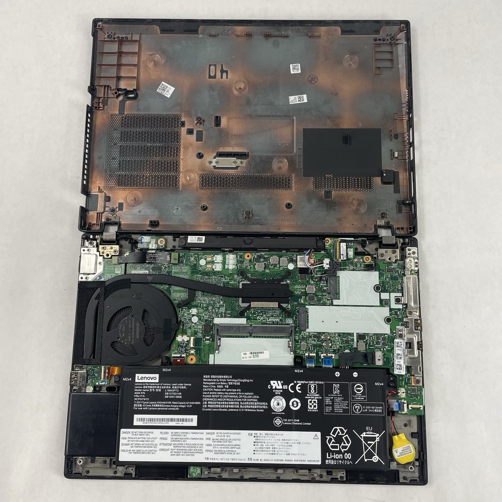 Lenovo ThinkPad T490 14″ i5-8365U 1.60 GHz 8 GB RAM No SSD/OS/AC