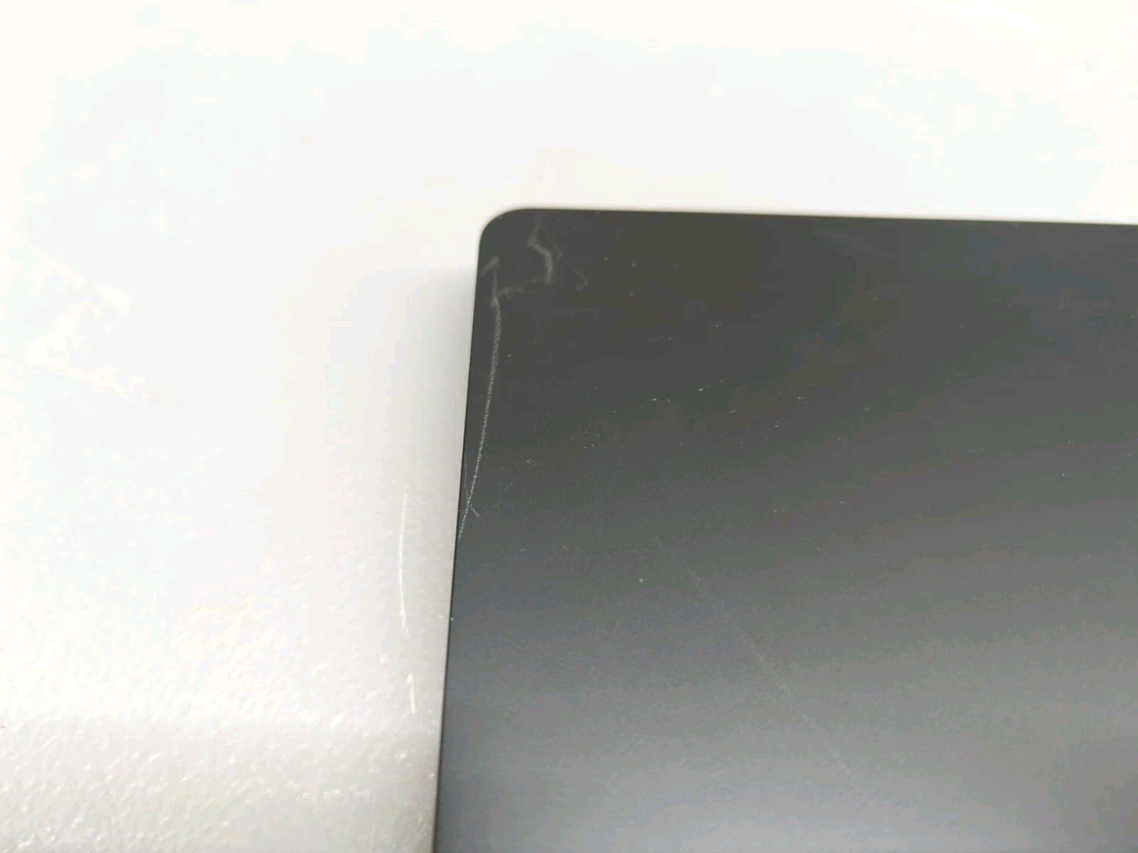 Microsoft Surface Laptop 2 13.5″ i7-8650U 16GB 512GB SSD Win 11 Pro – Used