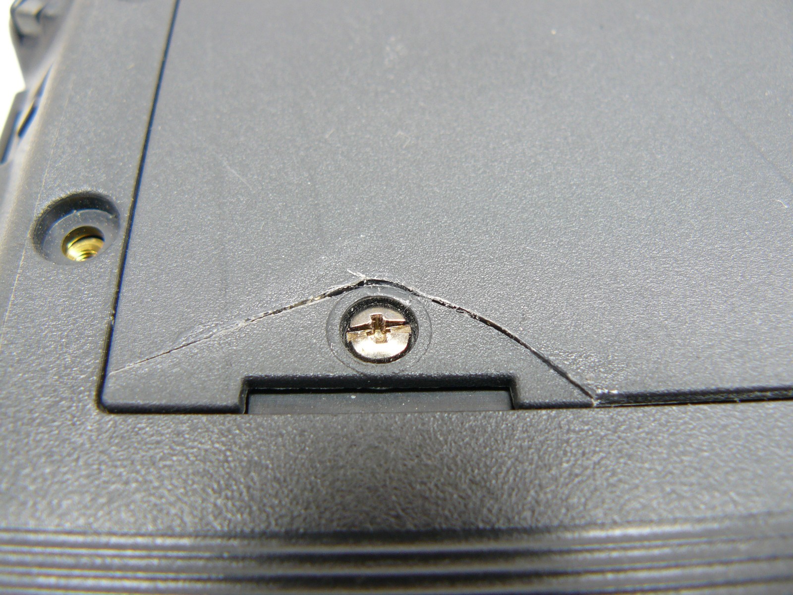 IBM Thinkpad A20m – For Parts/Repair, No Power – Celeron 500MHz, 64MB RAM – 2000