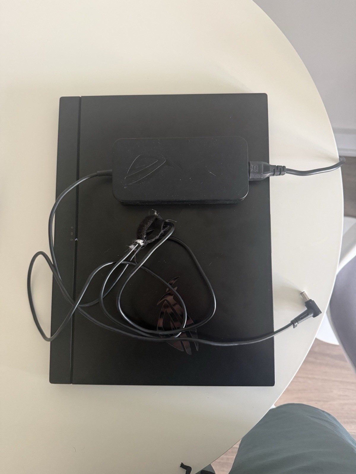 asus rog zephyrus (GX531G) Gaming Laptop