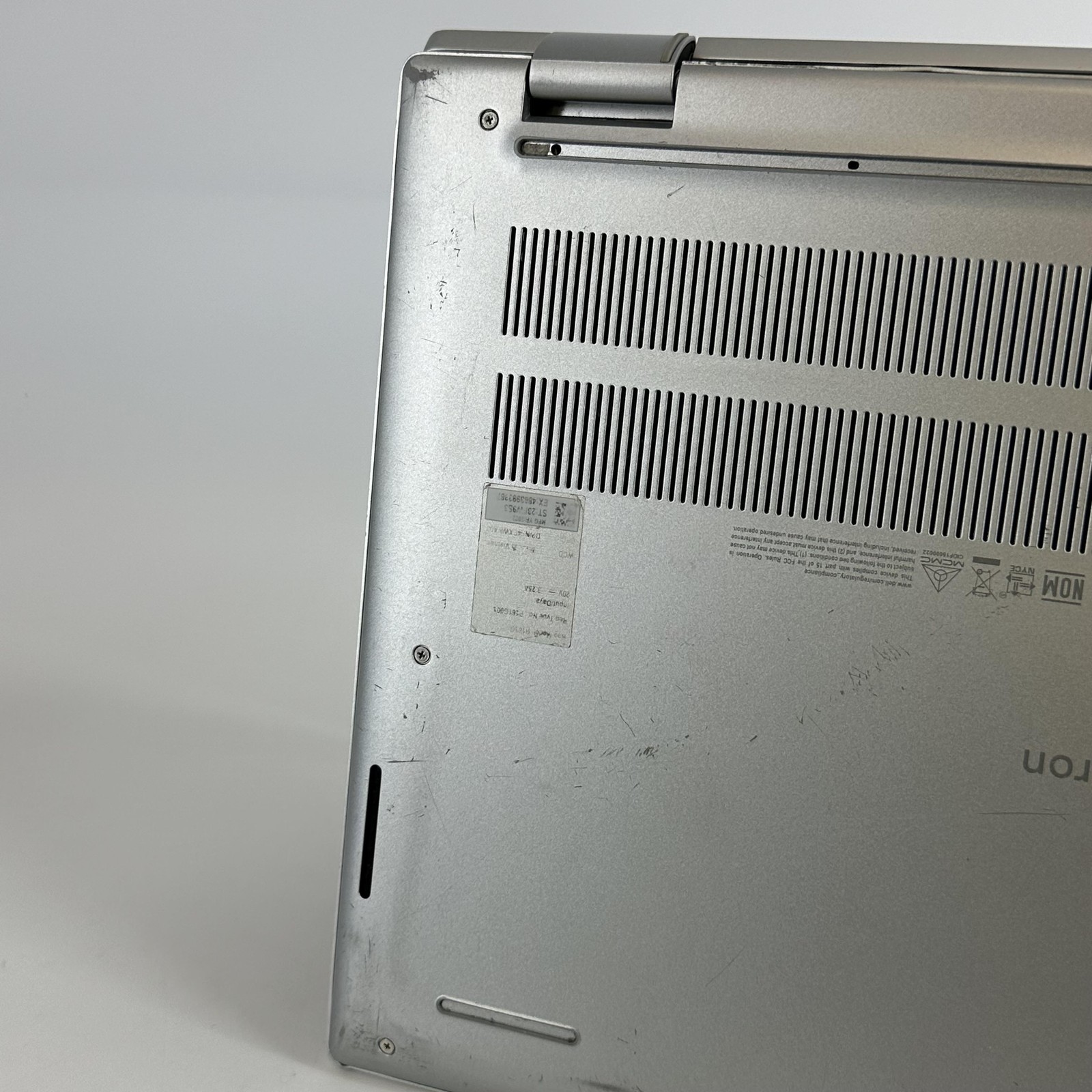Dell Inspiron 7420 (2-in-1) 14 Silver FHD+ 1.7 GHz i7-1255U 16GB 512GB SSD Good