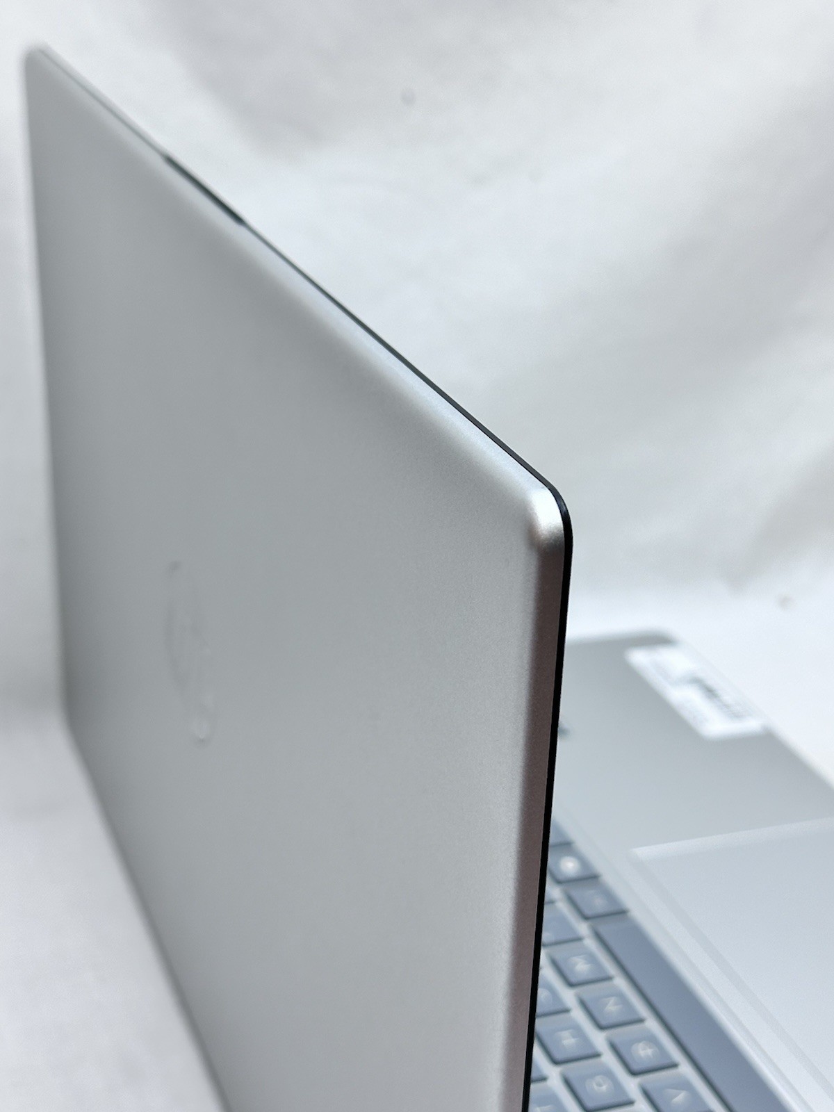 HP Laptop 15-fc0xxx 15.6” Ryzen 5 7520U 16GB Win 11 Home Silver Touchscreen