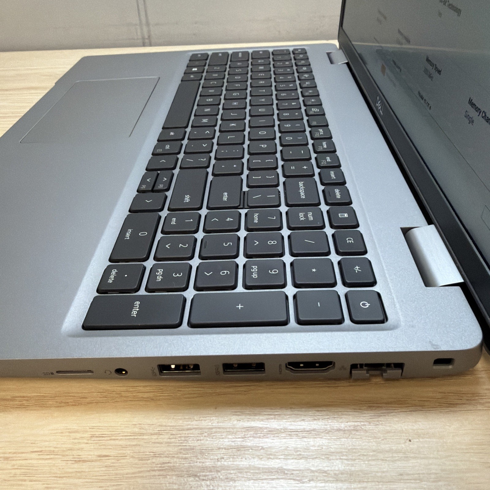 Dell Latitude 5520 i5-1145G7 16GB 512GB SSD 15″ FHD Win11 Fair
