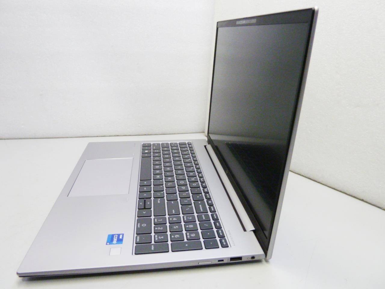 HP ZBook Firely 16″ G10 | Intel 13th Gen i7-1360P | NO RAM / SSD / BATT