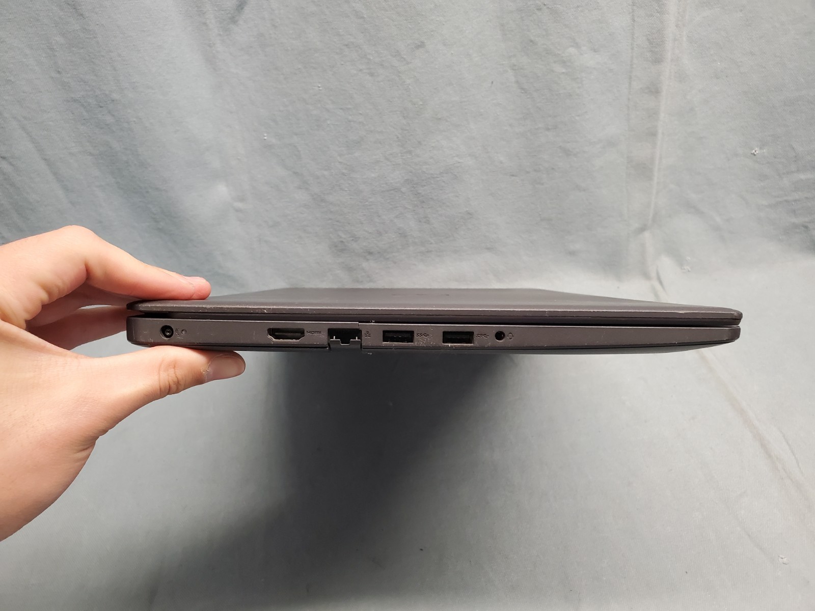 Dell Inspiron 15 3501 i5 1135G7 2.40GHz/NO RAM/ NO SSD *Parts* #2810