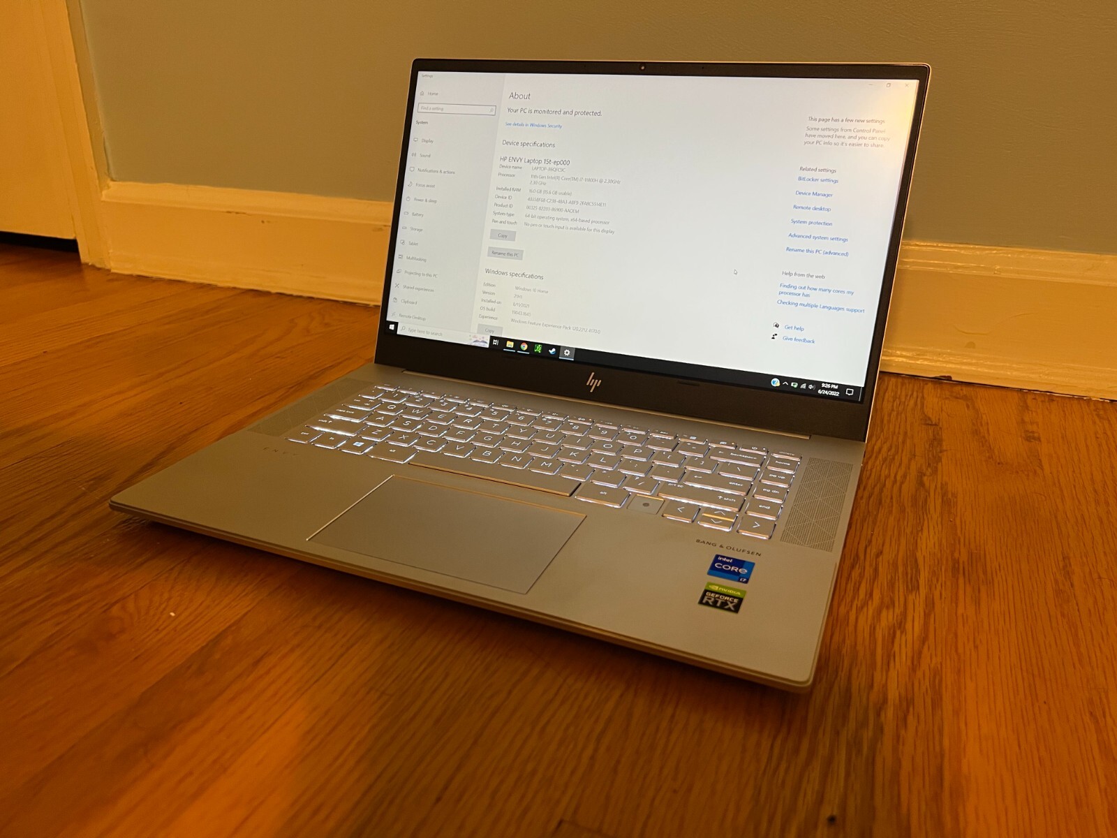 HP ENVY 15, i7-11800H, NVIDIA RTX 3050 Ti, 1 TB NVMe SSD, 16 GB RAM (Flawless)