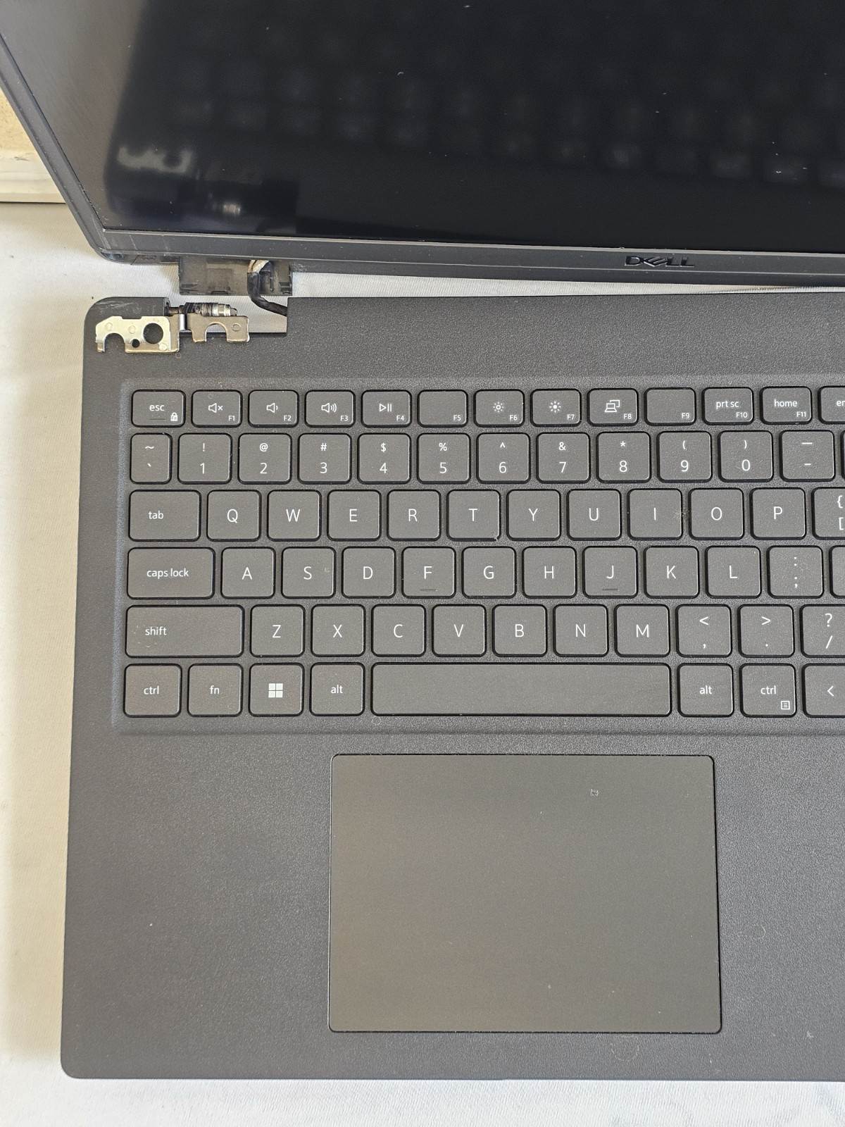 Dell Latitude 3520 Laptop – i5 Gen 11 – 16GB RAM – 256GB SSD – Windows 11 – READ