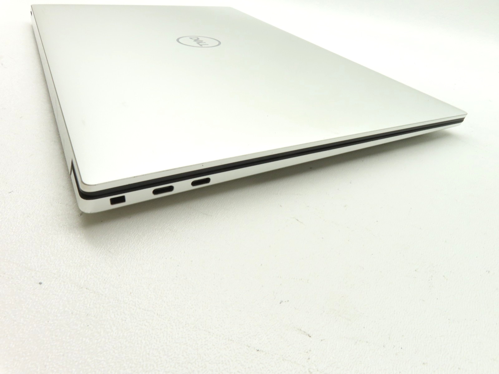 Dell XPS 15 9510 15.6″ Intel Core i7-11800H 16GB RAM 512GB SSD RTX 3050 Ti