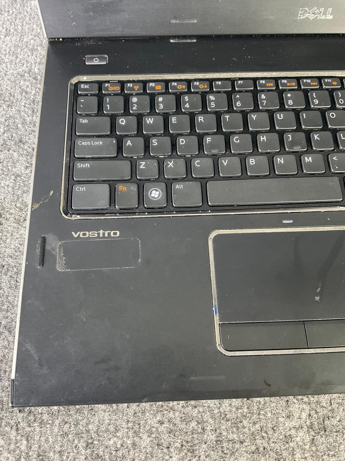Dell Vostro 3750 17" Laptop Core i5 250GB HDD 8GB RAM Case Bag 2nd Gen
