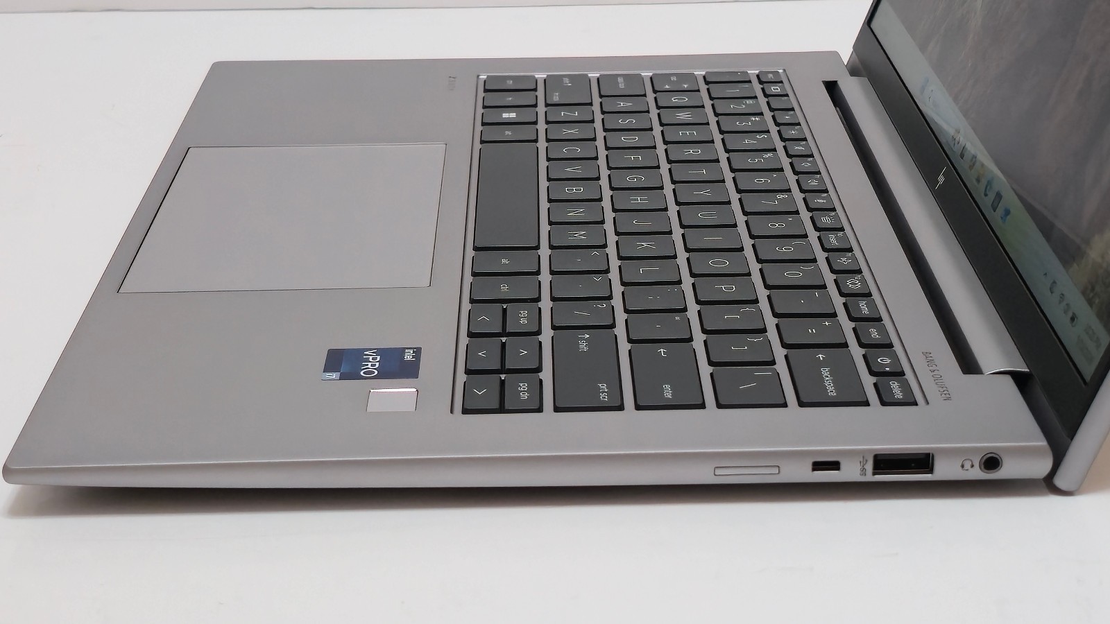 HP ZBook Firefly 14 G10 Workstation i7-1370P 32GB RAM 1 TB SSD 14″ WARRANTY
