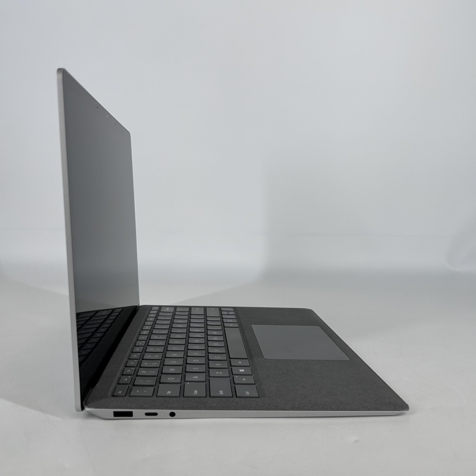 Microsoft Surface Laptop 3 13.5 2K TOUCH i7-1065G7 1.30GHz 16GB 512GB Very Good