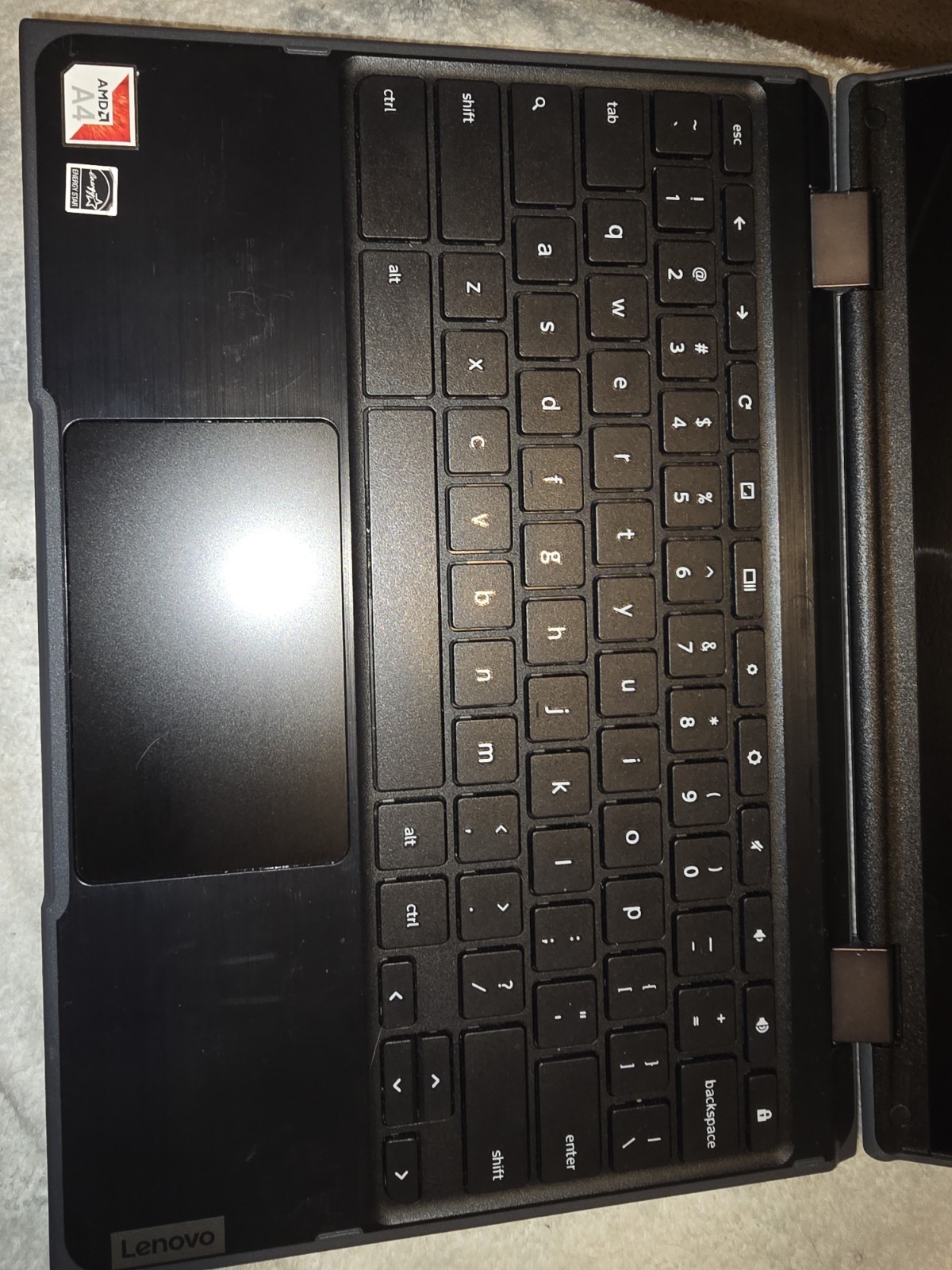 Lenovo 300e Chromebook 2nd Gen 11.6″ Touch|4GB RAM| 32GB eMMC|Mousepad #153