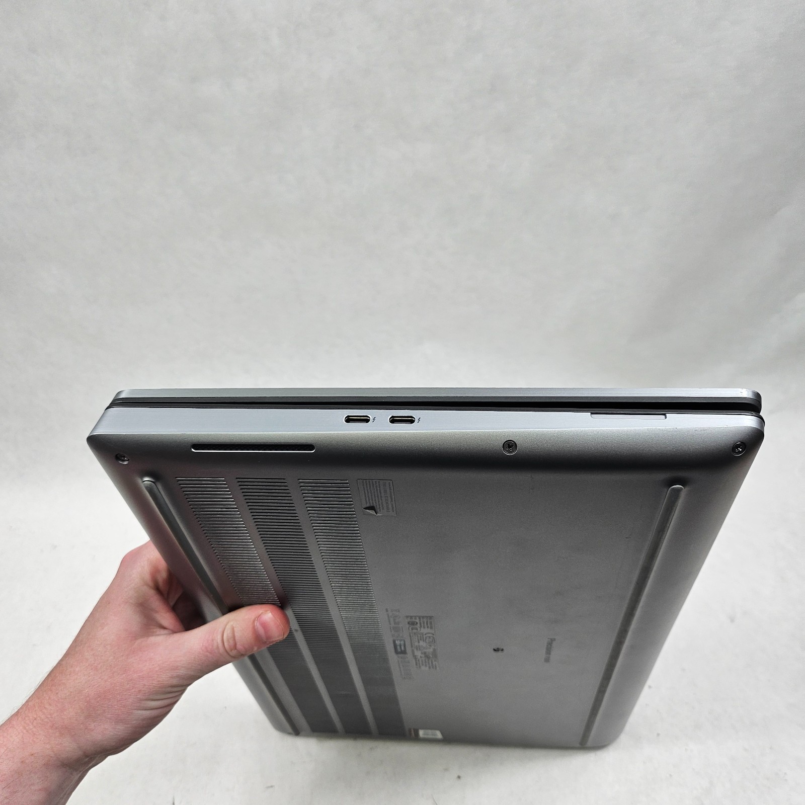 Dell Precision 7550 15.6″ FHD Core i7-10875H 32GB 512GB SSD NVIDIA RTX 3000