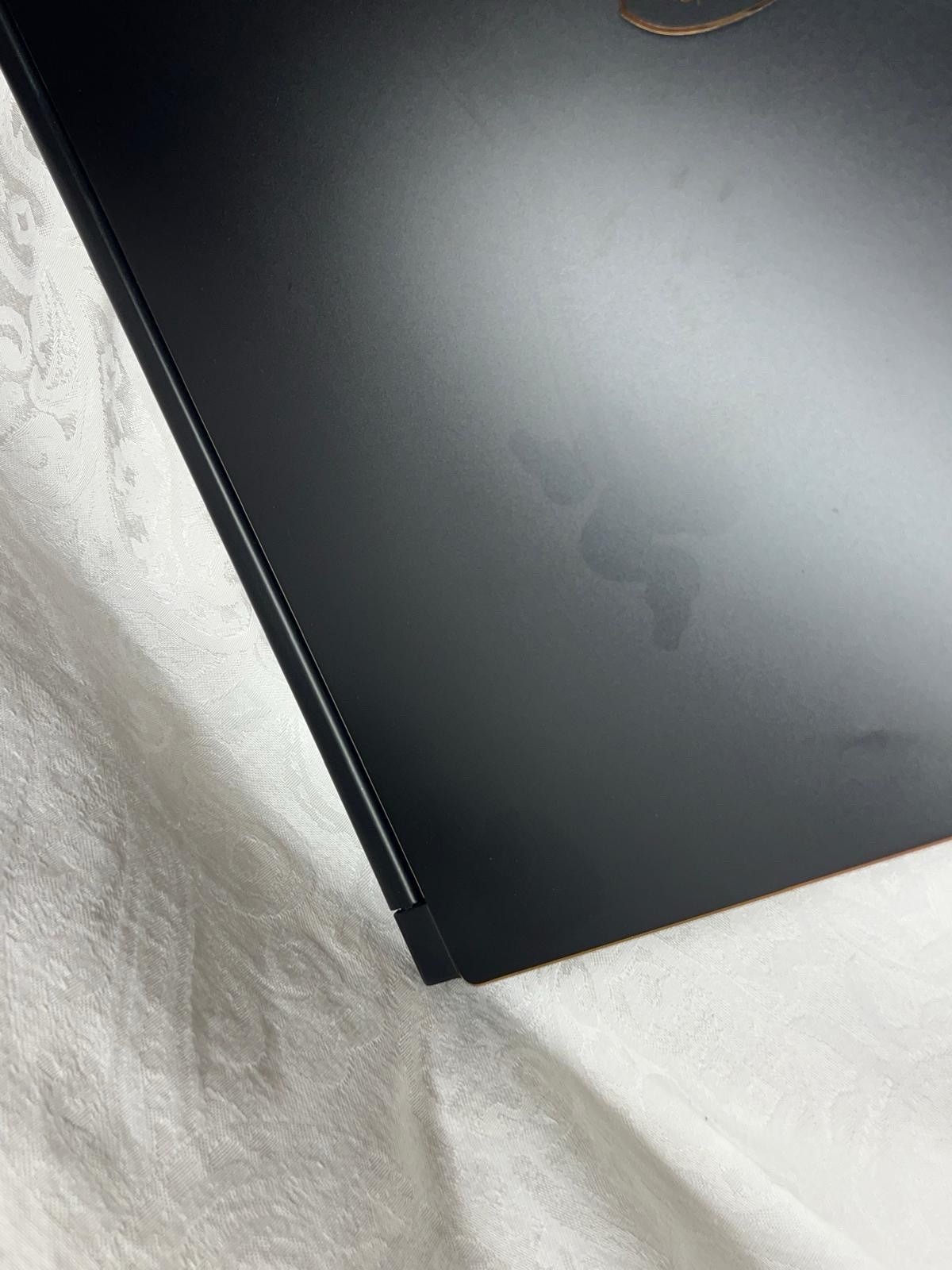 MSI GS65 STEALTH-1668 Thin 15.6 144Hz 7ms Ultra Thin and Light Gaming Laptop