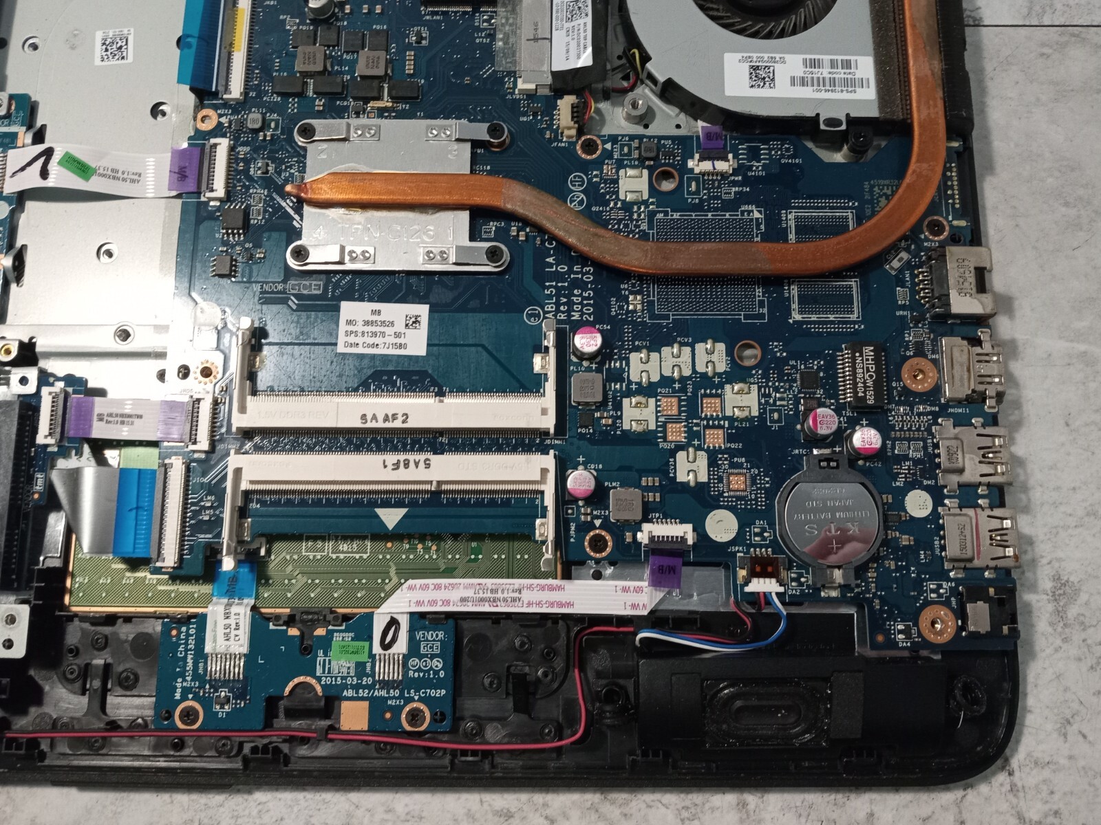 HP Notebook 15-AF141DX 15.6″ Laptop AMD A8-7410 Radeon R5 Graphics *READ -FM