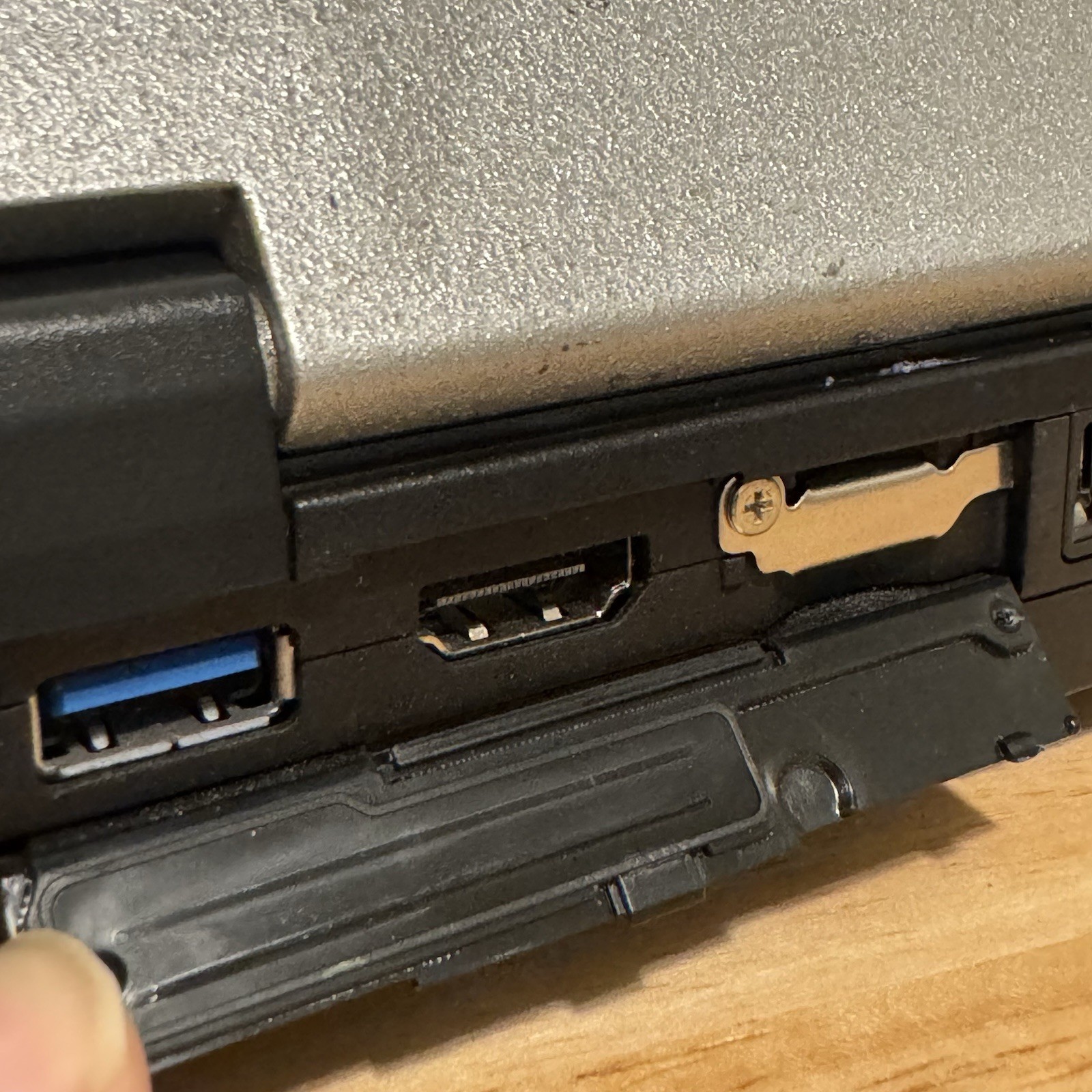 Panasonic Toughbook CF-54 MK1 14″ Laptop (i5, 4GB RAM, 256GB) Dual Fischer USB