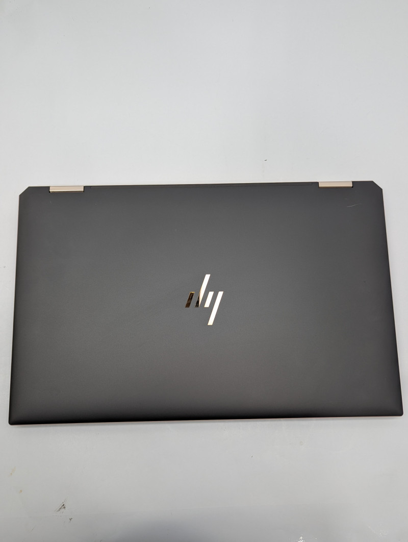 HP Spectre x360 2-in-1 15-EB0043DX 15.6″ 4K Touch i7-10510U 16GB 512GB SSD MX330