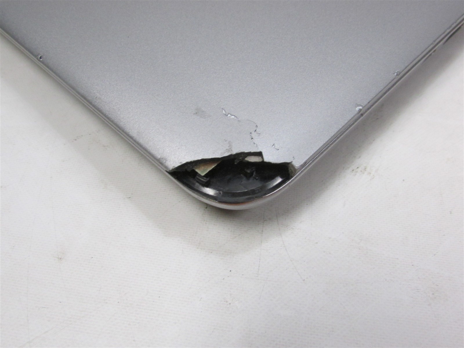 HP Elitebook 840 G4 i5-7200U 2.5GHz 8GB RAM 512GB m.2 14″ Win 10 Pro Touch DMG