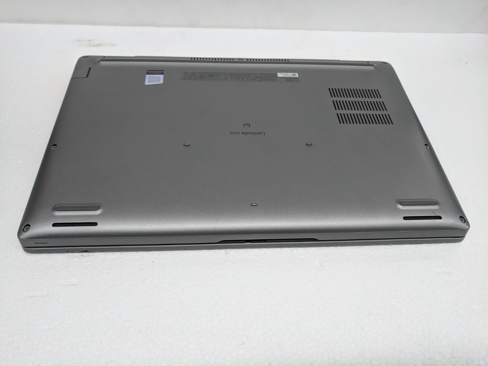 Dell Latitude 5420 – i5-1135G7 @2.4GHz – 14″ FHD – 16GB – 256GB NVMe Wi-Fi/BT