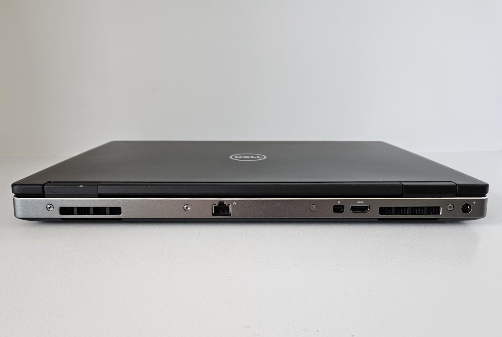 Dell Precision 7530 Xeon E-2186M 2.90GHz 16GB RAM 512GB NVMe Win 11 Pro TouchScr