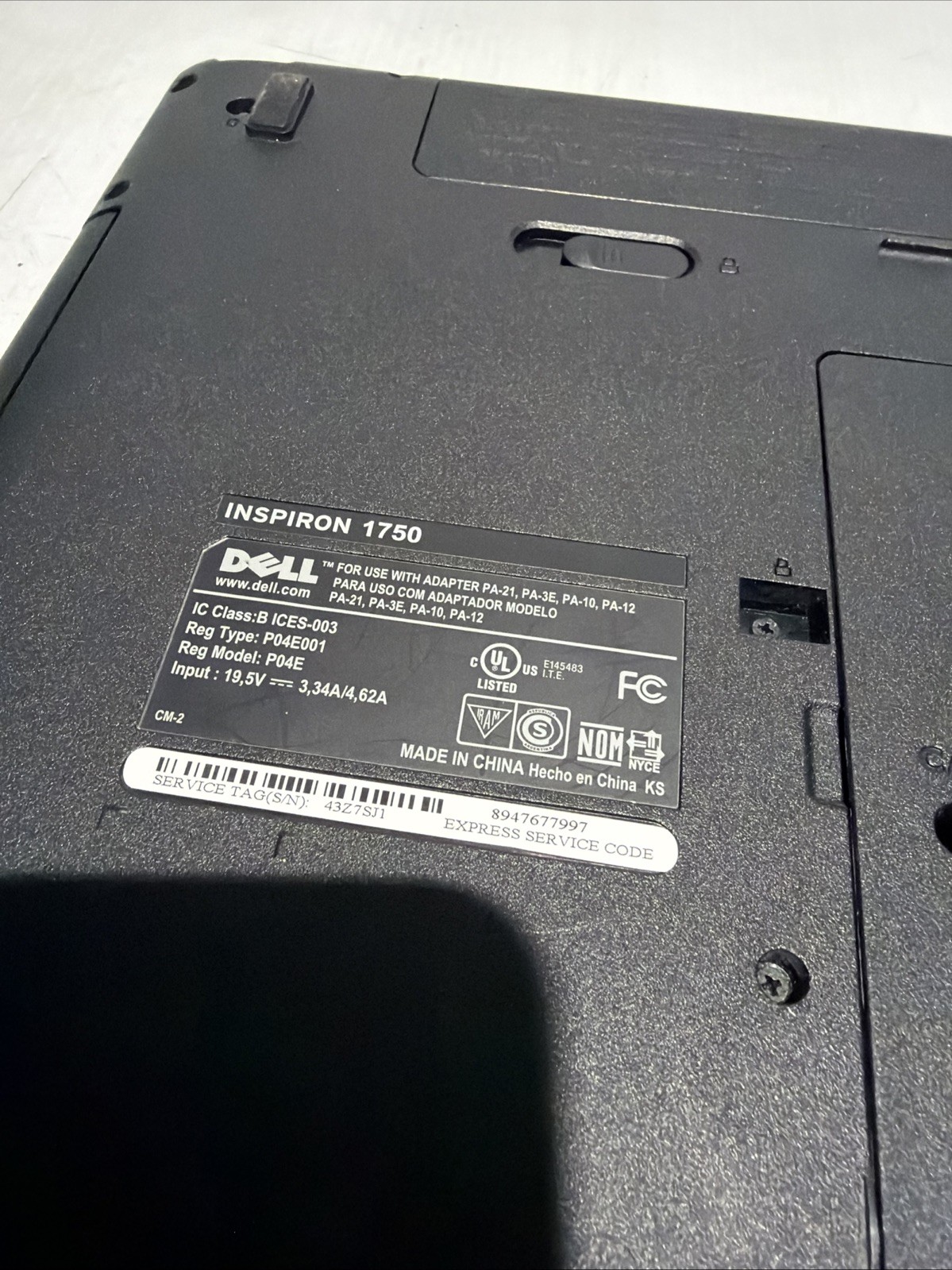 Dell Inspiron 1750 17″ Laptop Core 2 Duo T6600 2gb Ram NO Drives Boots Bios