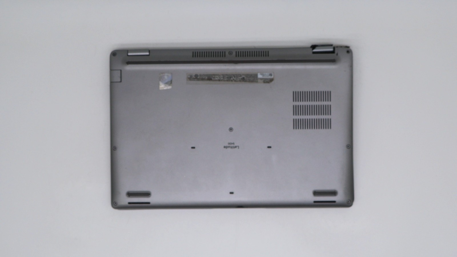 Dell Latitude 5430 14″ i5-1245u 16GB 256GB – Fair READ DESC