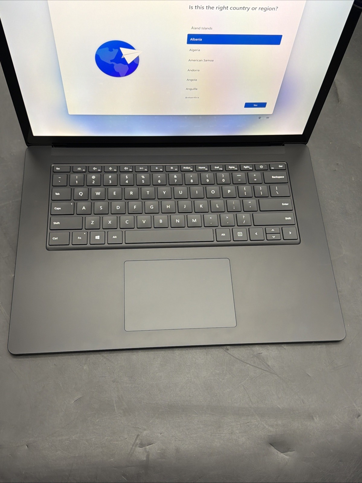 Microsoft Surface Laptop 3 1873 15″ Ryzen 5 Surface Edition 2.1GHz 8GB RAM 256 S