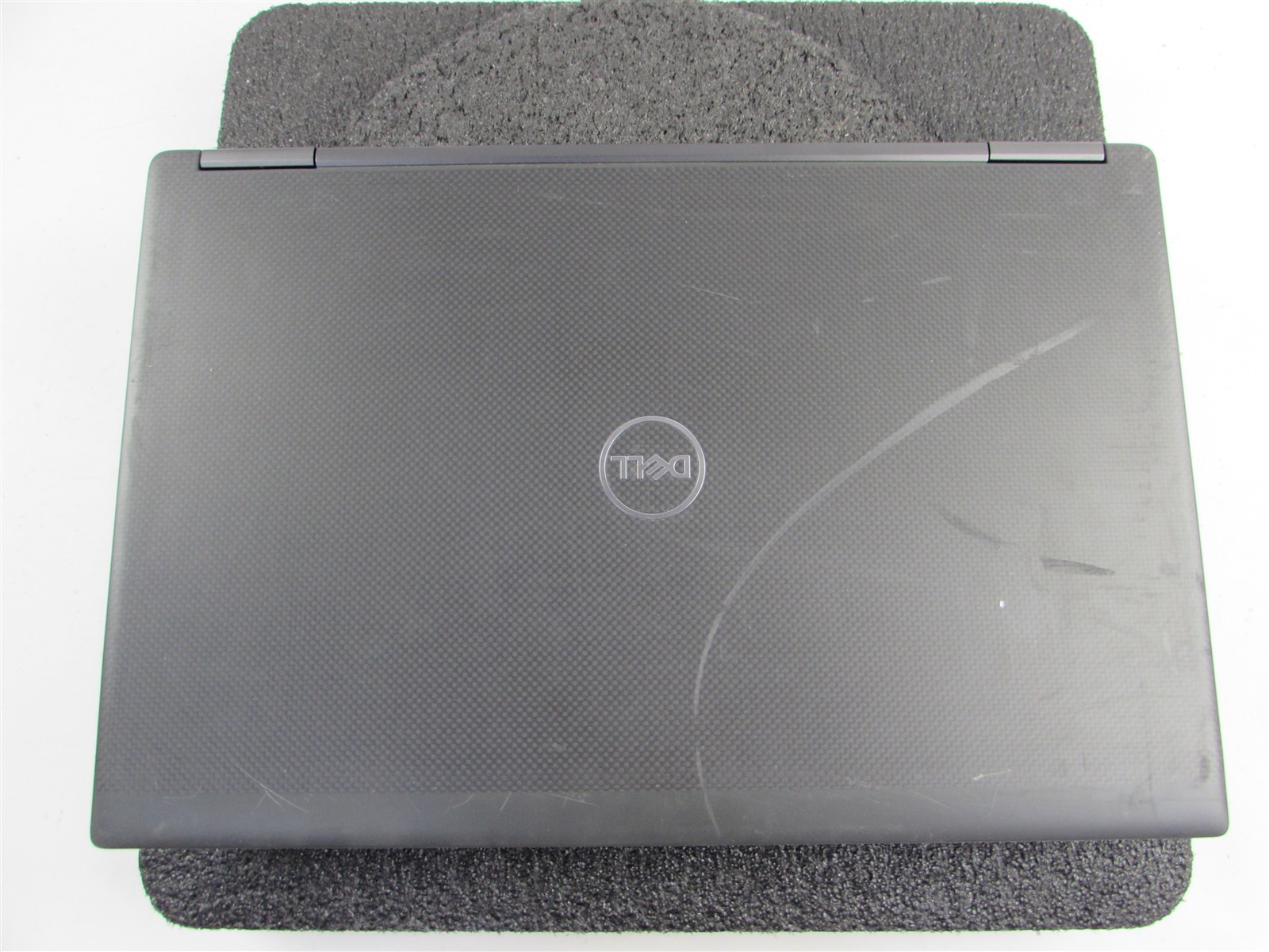 DELL PRECISION 7740 17.3″ I7-9750H NO SSD 64GB RAM NVIDIA RTX 4000 NO O.S