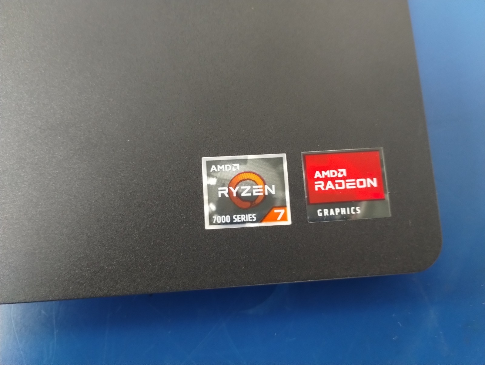 DELL 15 DC15255 G8MK9, AMD Ryzen 7 7730U, 2.00 GHz, 16 GB RAM, 512 GB NVMe SSD