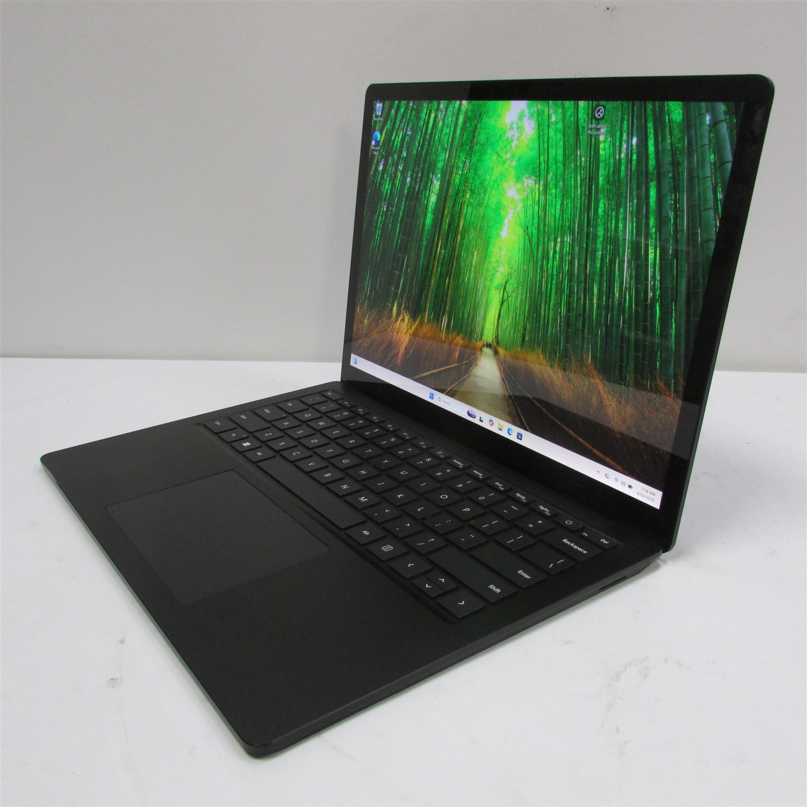 Microsoft Surface Laptop 5 1951 i5-1245U 2.5GHz 16GB RAM 512GB 13.5″ Win 11 Pro