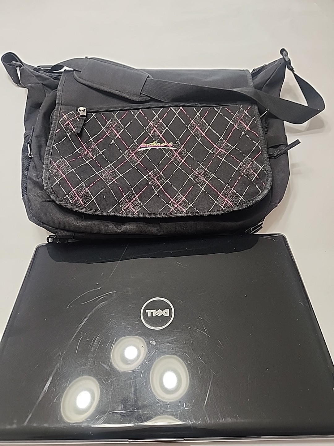 Dell Laptop Inspiron 1750 Windows 2007 &Extreme Laptop Bag FOR PARTS Not Tested