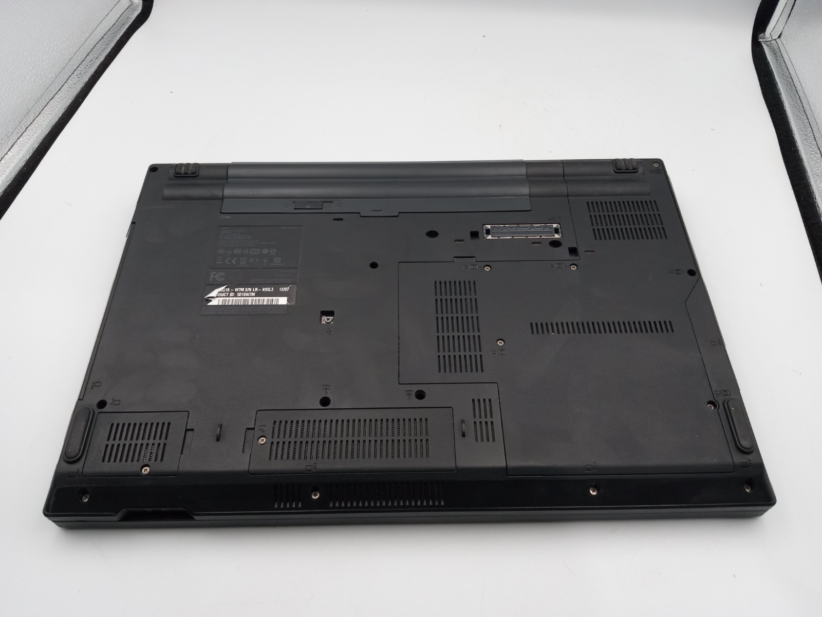 Lenovo ThinkPad L520 15″ Laptop i5-2540M 4GB RAM 320GB HDD Windows XP – READ -RR